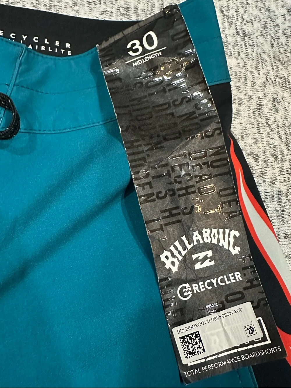 Billabong Teal Boardshorts with Black and Orange Flame Panels NWT Mens Sz 30